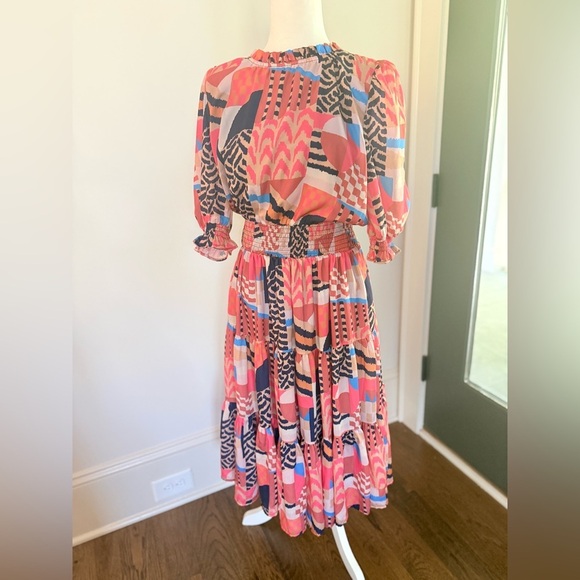 TCEC Women's Cinnamon Red & Navy Abstract Print Smocked Dress Large - Picture 4 of 8